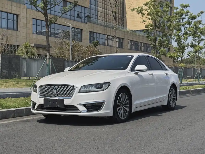 Lincoln MKZ