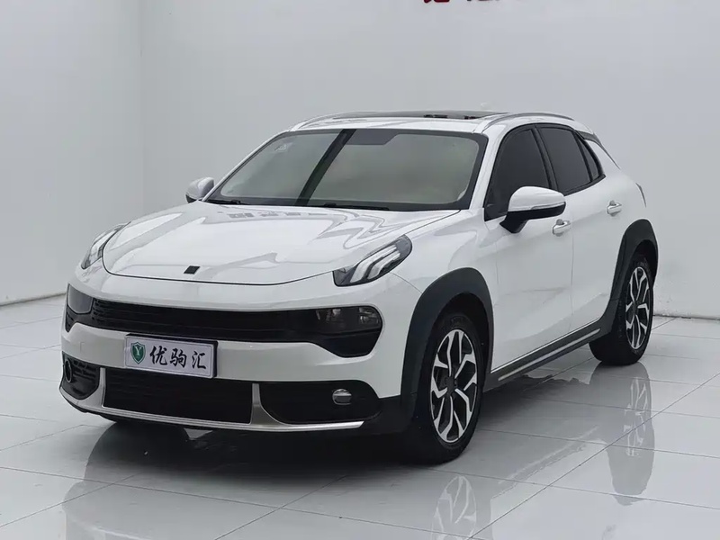 Lynk & Co 02
