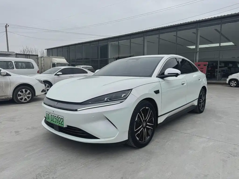 BYD Qin L