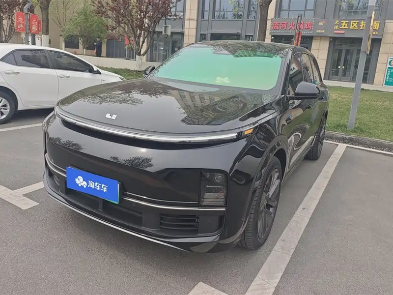 Li Auto L8