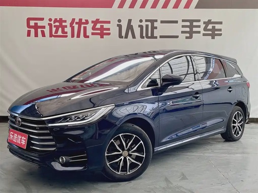 BYD MAX 2018