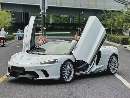 McLaren GT 2022