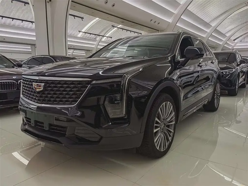 Cadillac XT4 2026