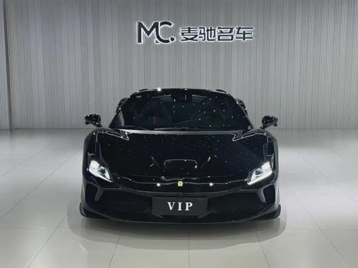 Ferrari F8 2022