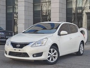 Nissan Tiida 2014