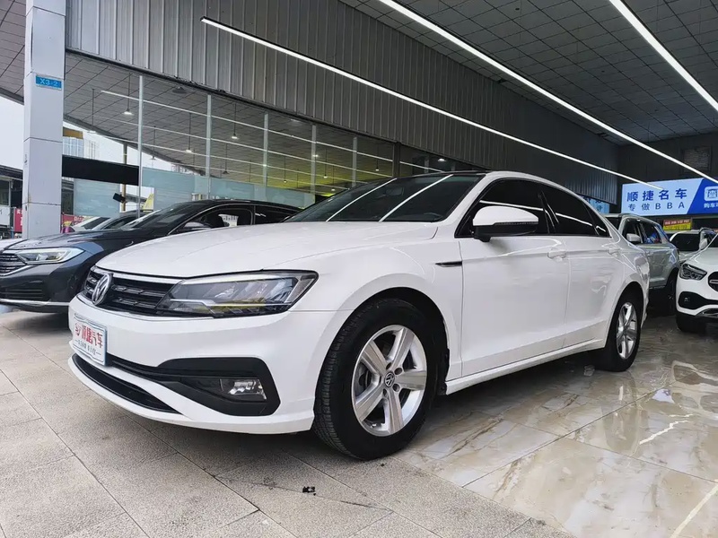 Volkswagen Lamando