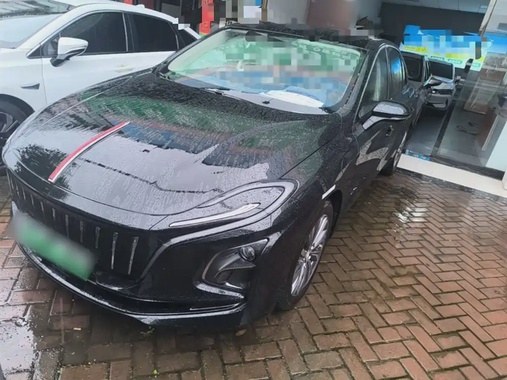 Hongqi E-QM5 2023