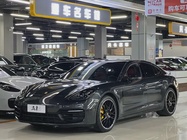 Porsche Panamera 2023