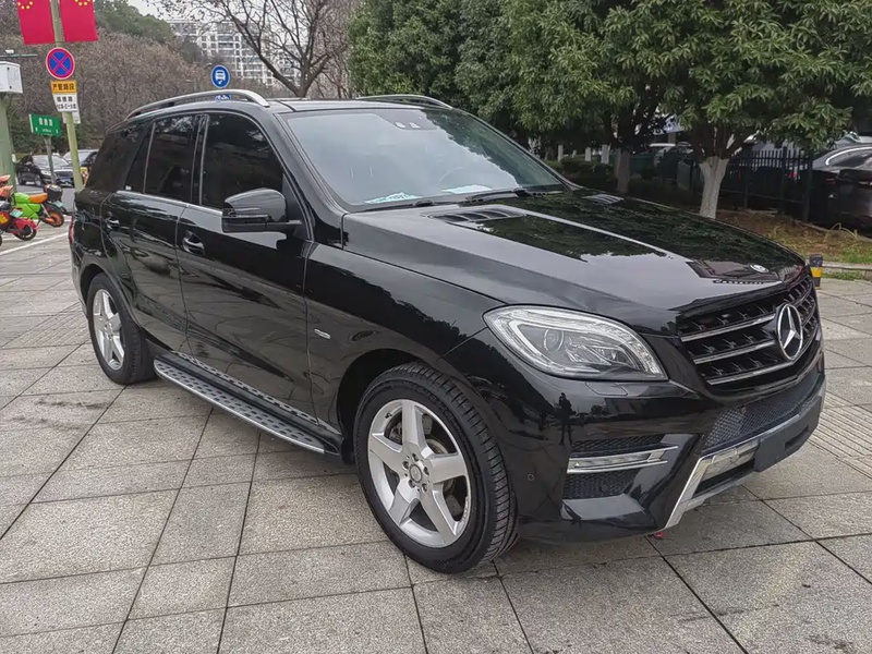 Mercedes-Benz M-Class