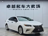 Lexus ES 2017