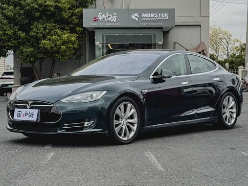 Tesla Model S 2015