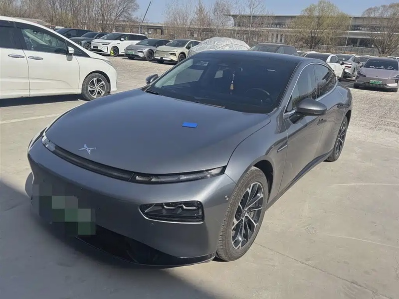 XPeng P7