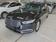 Ford Taurus 2017