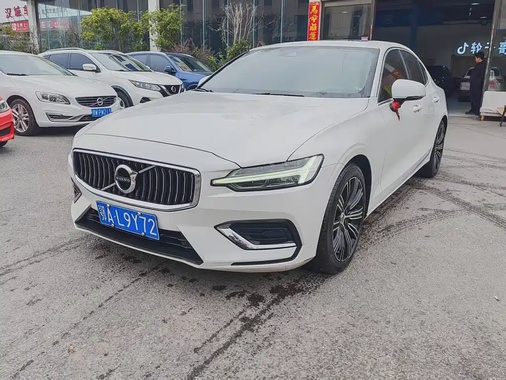 Volvo S60 2021