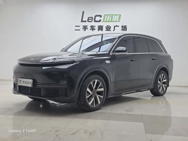 Li Auto L8