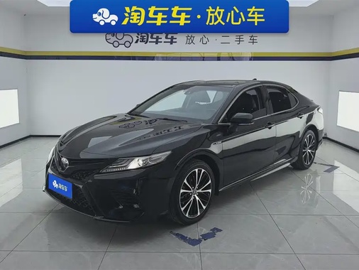 Toyota Camry 2019