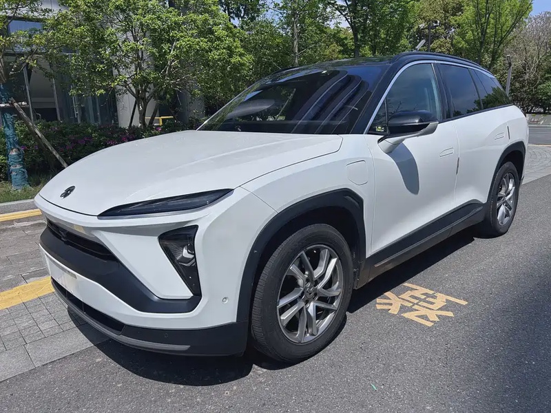 NIO ES6