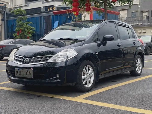 Nissan Tiida 2009