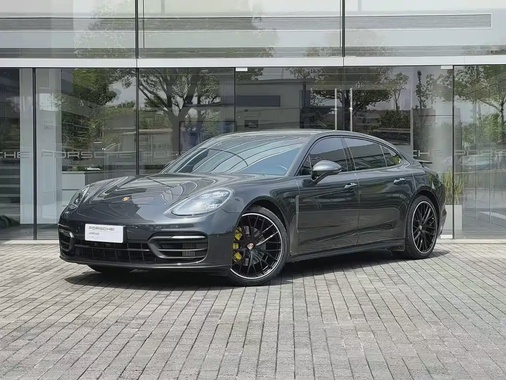Porsche Panamera 2022