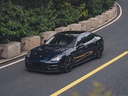 Porsche Panamera 2021