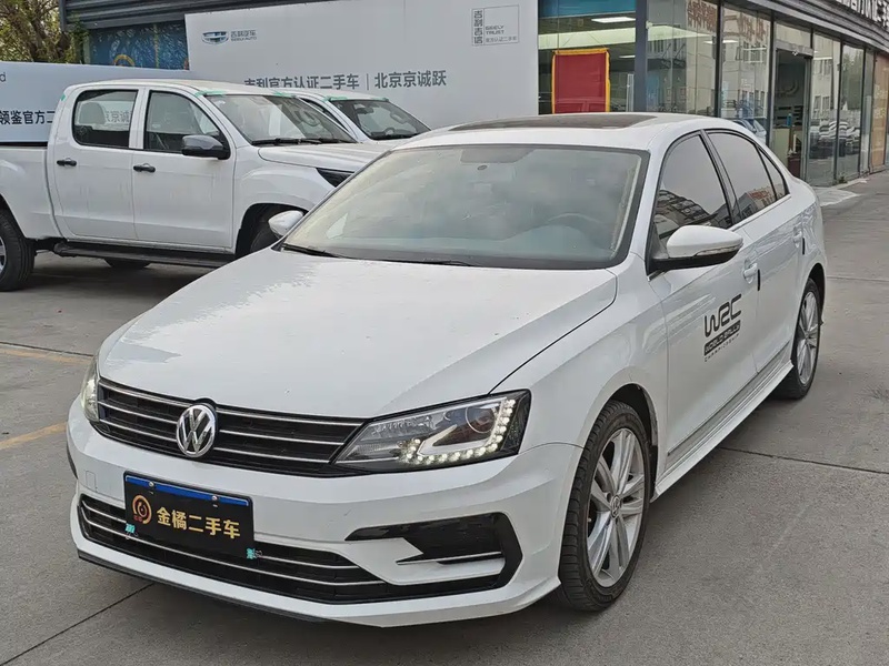 Volkswagen Sagitar