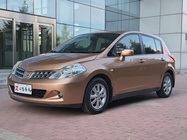 Nissan Tiida 2010
