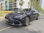 Lexus ES 2021
