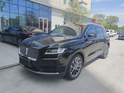 Lincoln Nautilus 2021