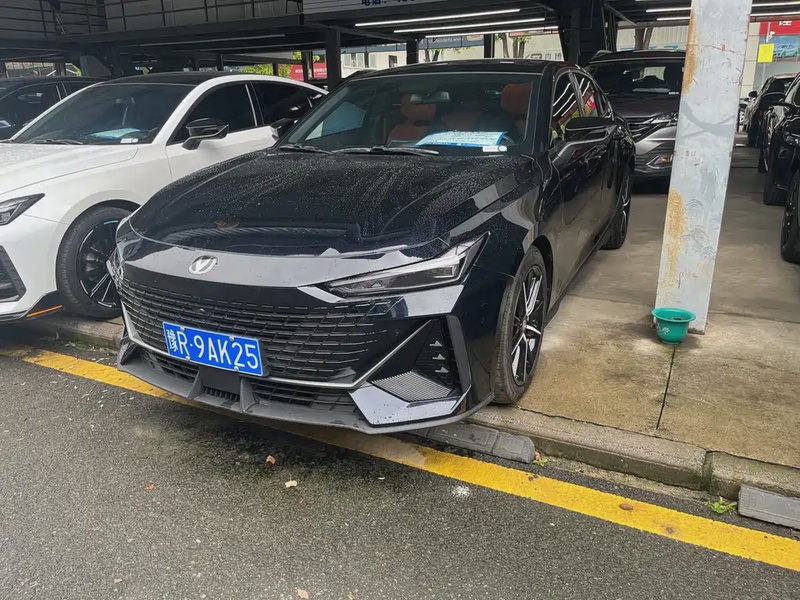 Changan UNI-V