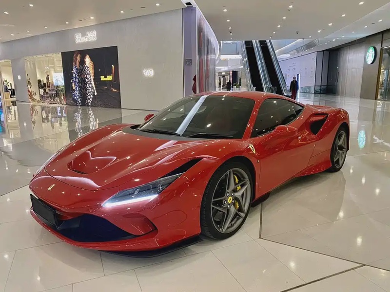 Ferrari F8