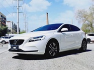 Volvo V40 2016