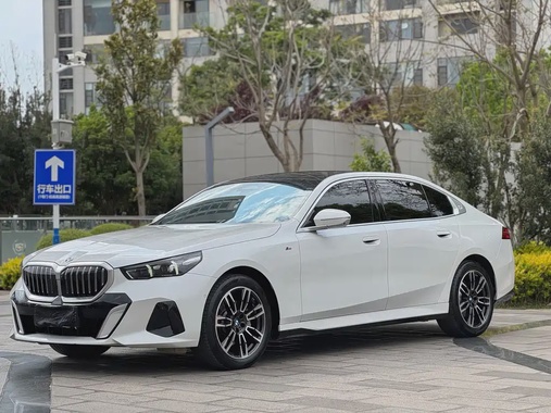 BMW 5 Series 2024
