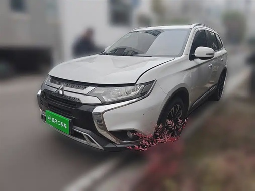 Mitsubishi Outlander 2020