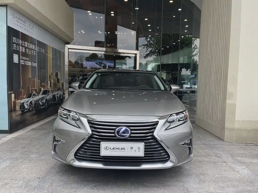 Lexus ES 2016
