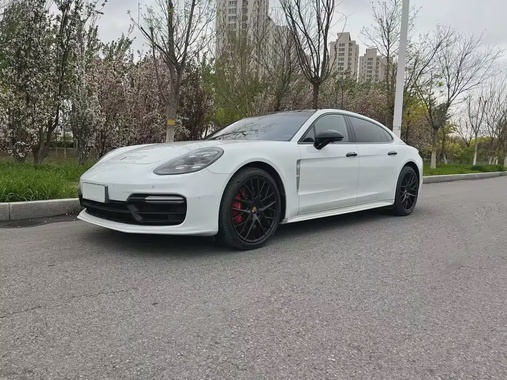 Porsche Panamera 2018