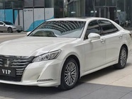 Toyota Crown 2017