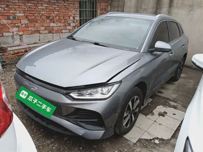 BYD e2