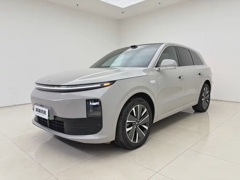 Li Auto L6
