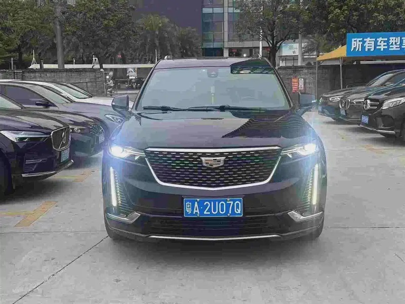Cadillac XT6
