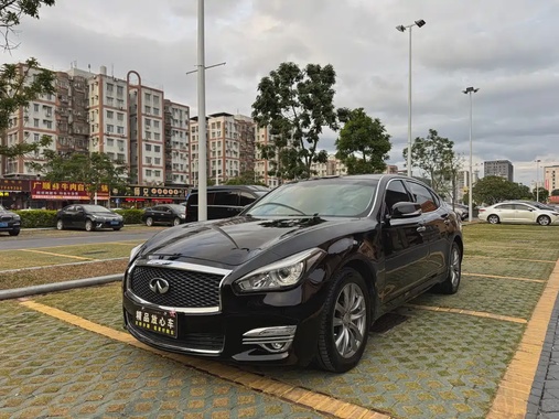 Infiniti Q70 2018
