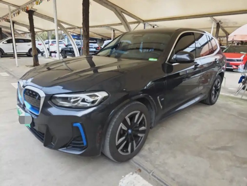 BMW iX3 2022