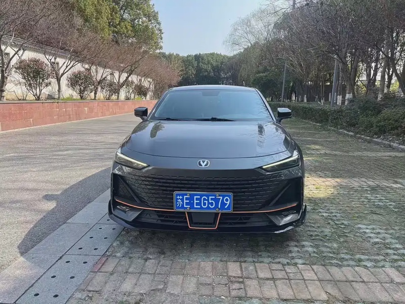 Changan UNI-V