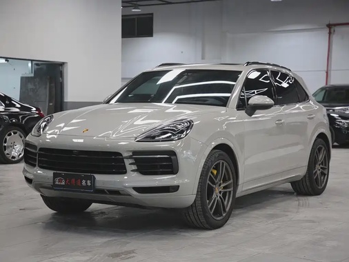 Porsche Cayenne 2021