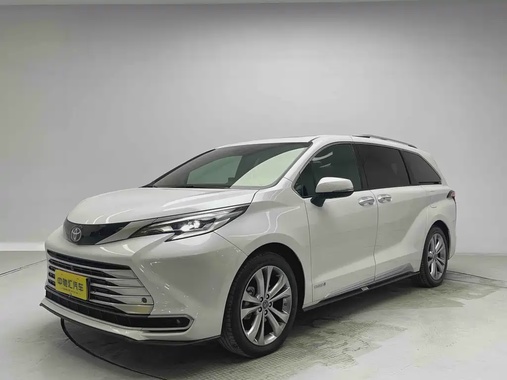 Toyota Sienna 2023