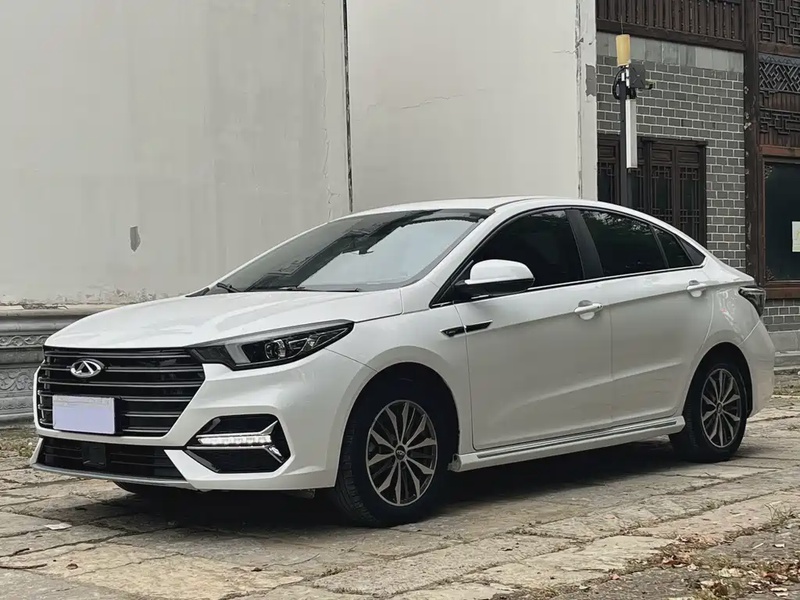 Chery Arrizo 5