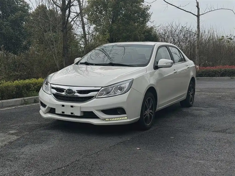 BYD Surui