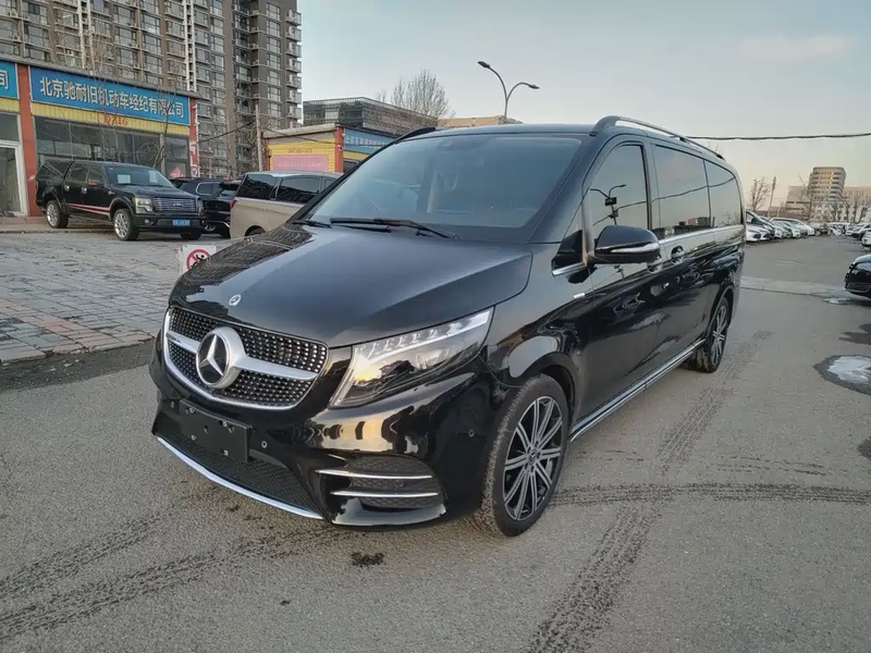 Mercedes-Benz V-Class