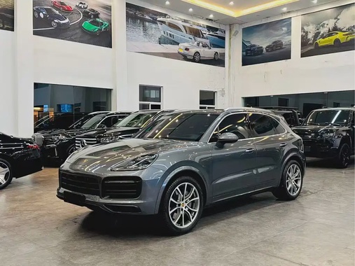 Porsche Cayenne 2022