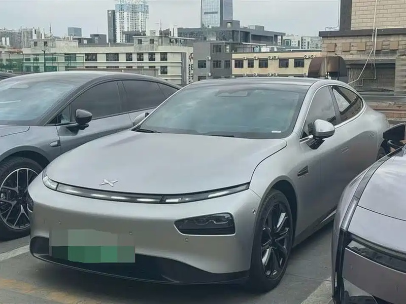 XPeng P7