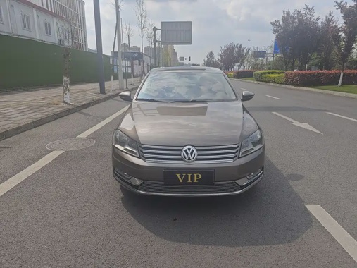 Volkswagen Magotan 2013